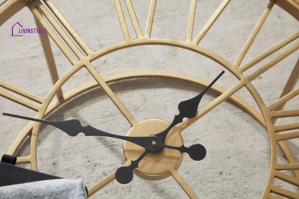 Nidhi Clock Coffee Table For Living Room
