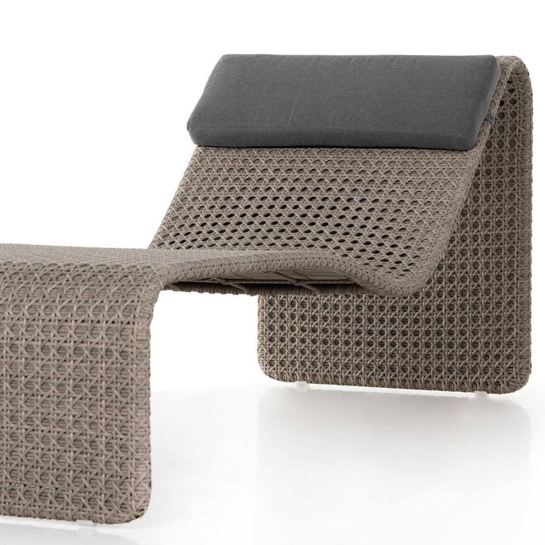 Shergi Outdoor Swimming Poolside Lounger (Brown)