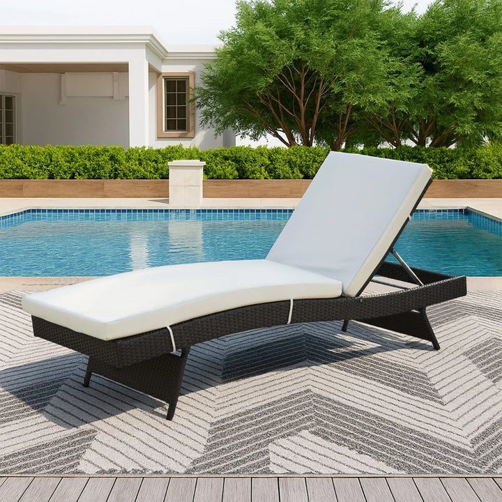 Dima Outdoor All-Weather Wicker Lounger with Cushions