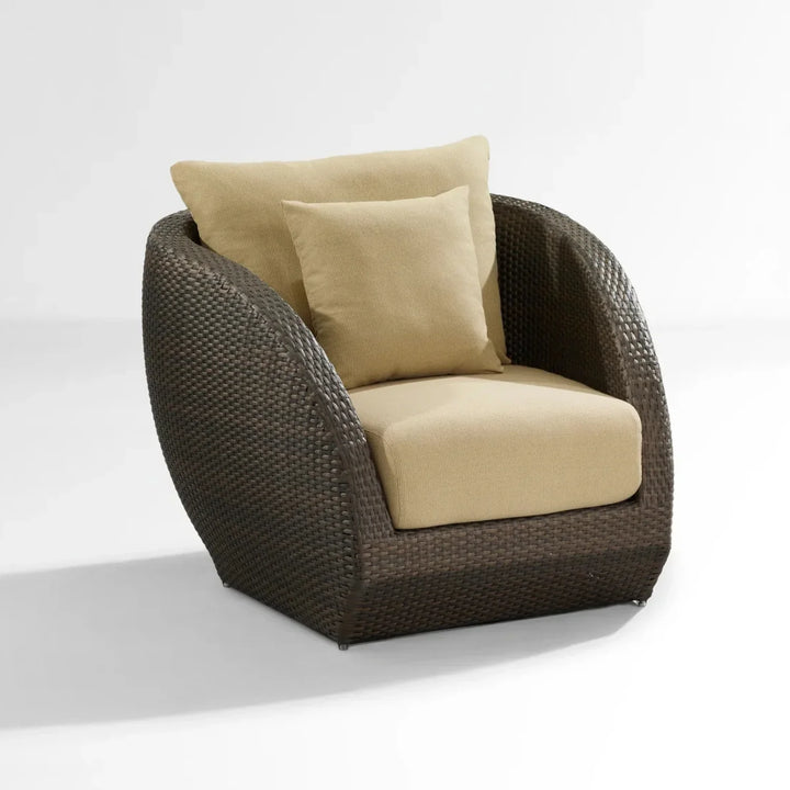 Savannah 5-Piece Outdoor Wicker Sofa Set With Glass Top Tables