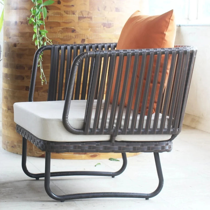 Tinsley Outdoor Rope 4-Piece Patio Sofa Set with Wicker Top Table (Brown & White)