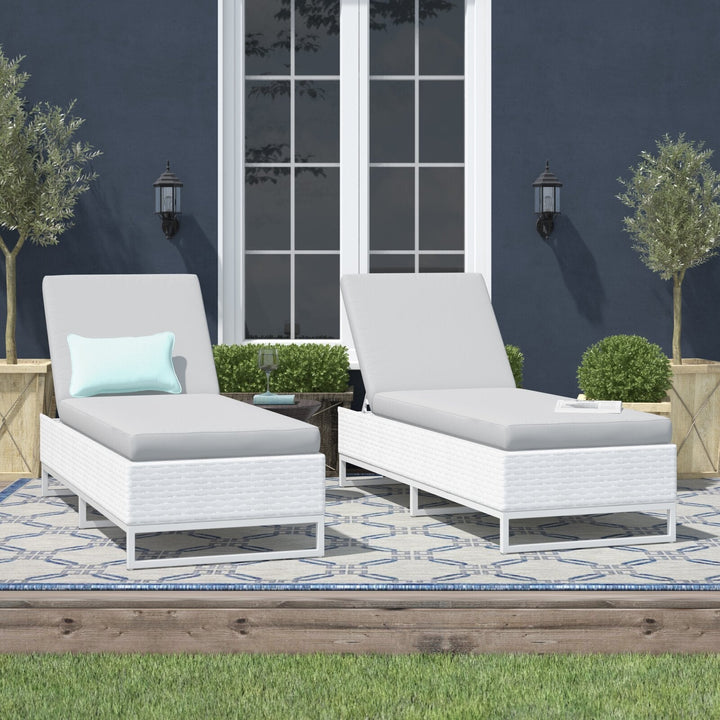 Navi Outdoor Swimming Poolside Lounger With (Set of 2 ) (White)