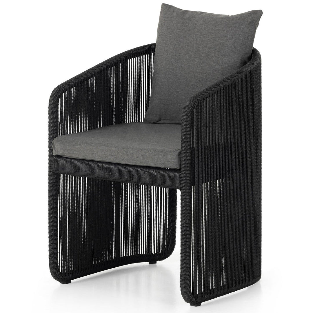 Ugo Outdoor Patio Seating Single chair (Black)