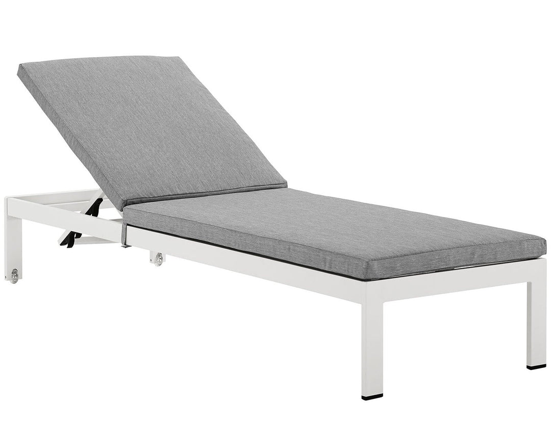 Bright Outdoor Swimming Poolside Lounger With  1 Side Table (White)