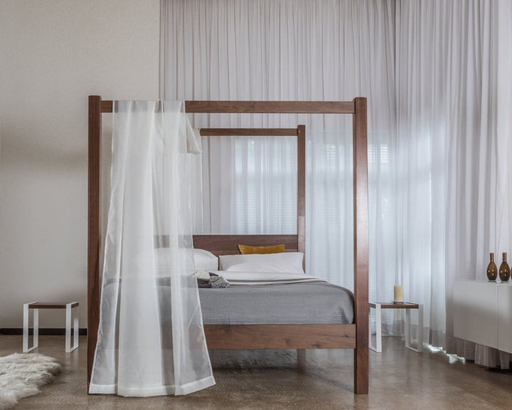 Nieves Solid Sheesham Wood Poster Bed