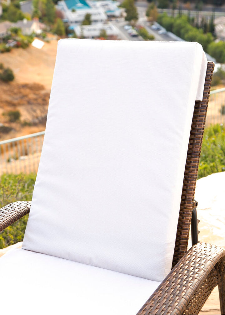 Venus Outdoor Swimming Poolside Lounger (Dark Brown)