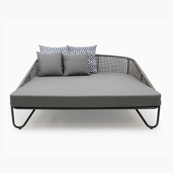 Kaelyn Outdoor Rope Patio Furniture Daybed (Grey)