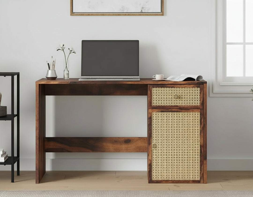 Amara Solan Study Table