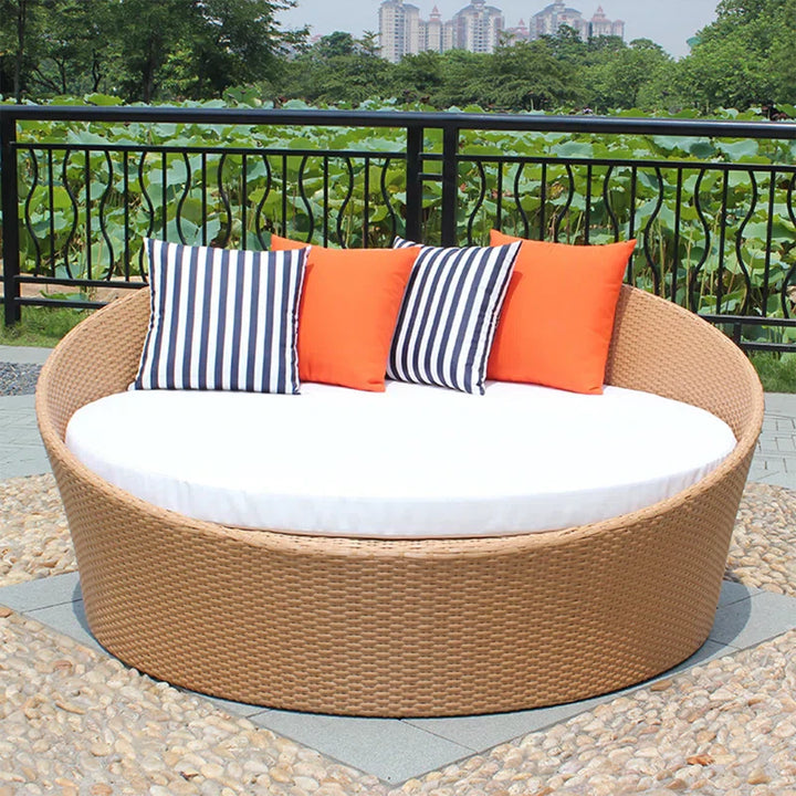 Vea Outdoor Poolside Sunbed With Cushion Daybed ( Honey)