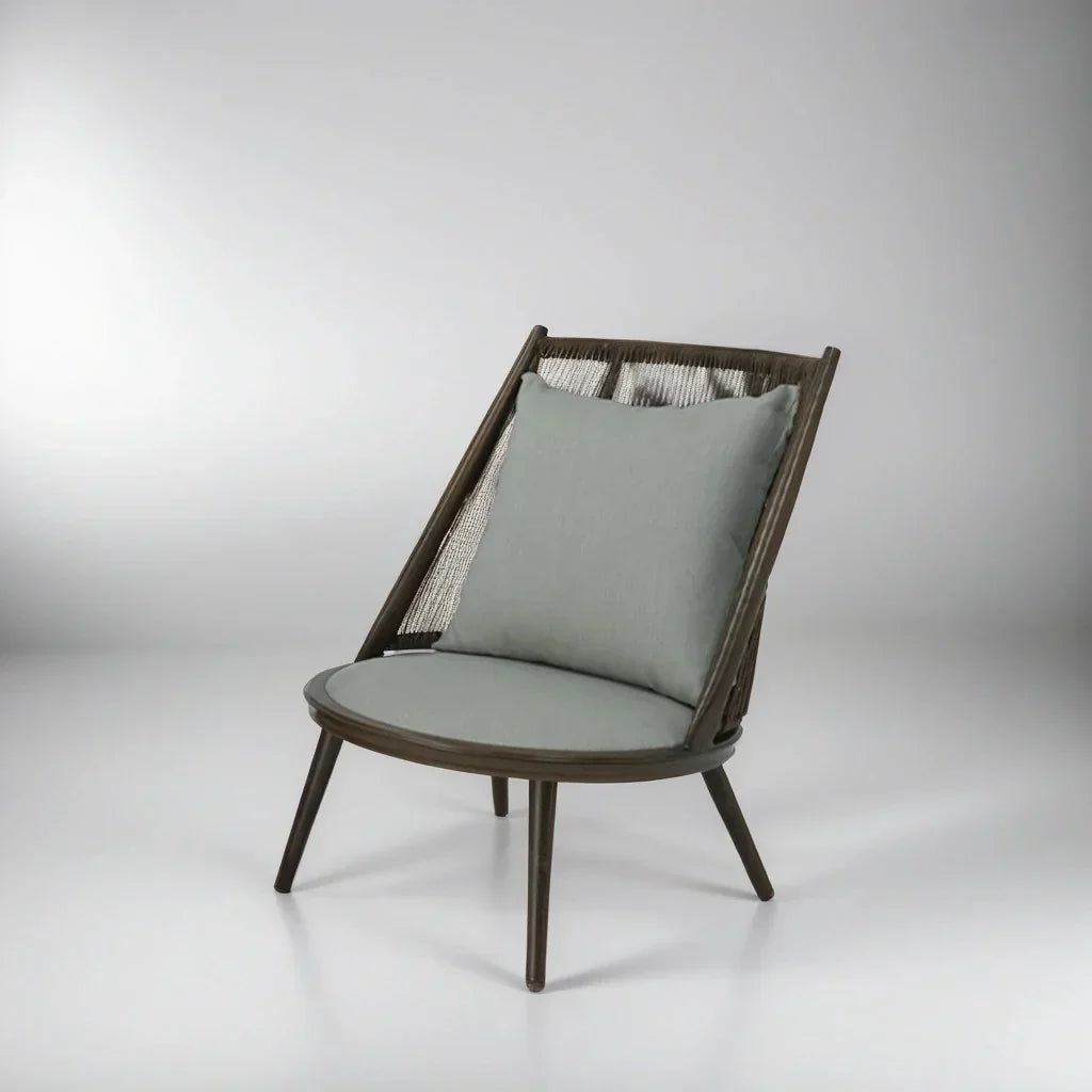 Felix Outdoor Patio Seating Set 2 Chairs and 1 Table Set (Brown) Braided & Rope