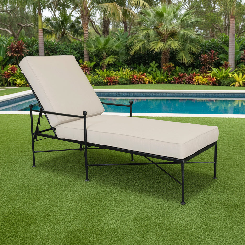Scoot Outdoor Swimming Poolside Lounger (Black)