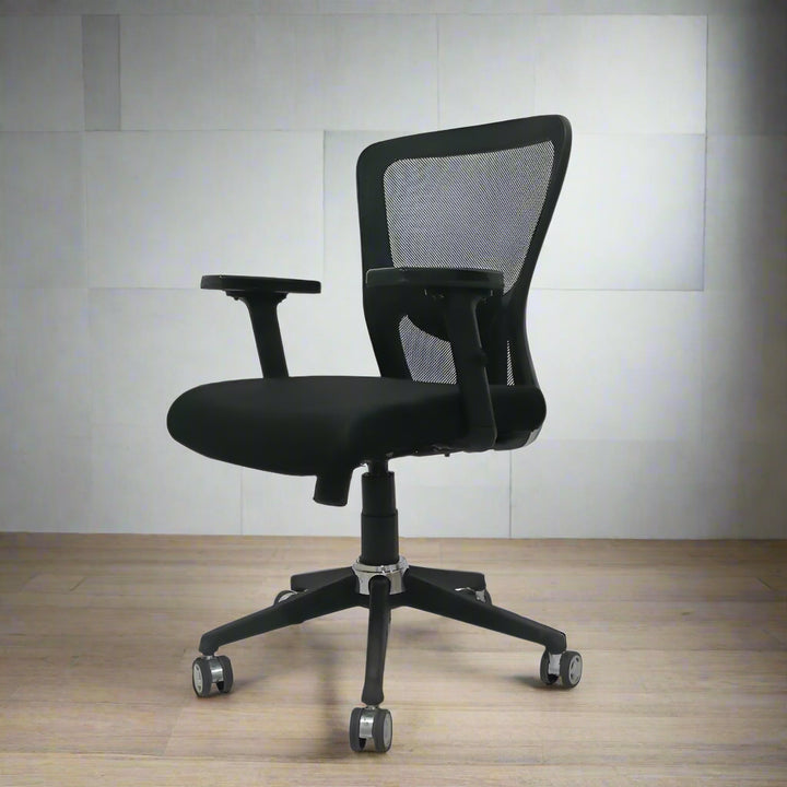 AeroFlex Black Mesh Low Back Office Chair | Nylon Base Low Back Office Chair