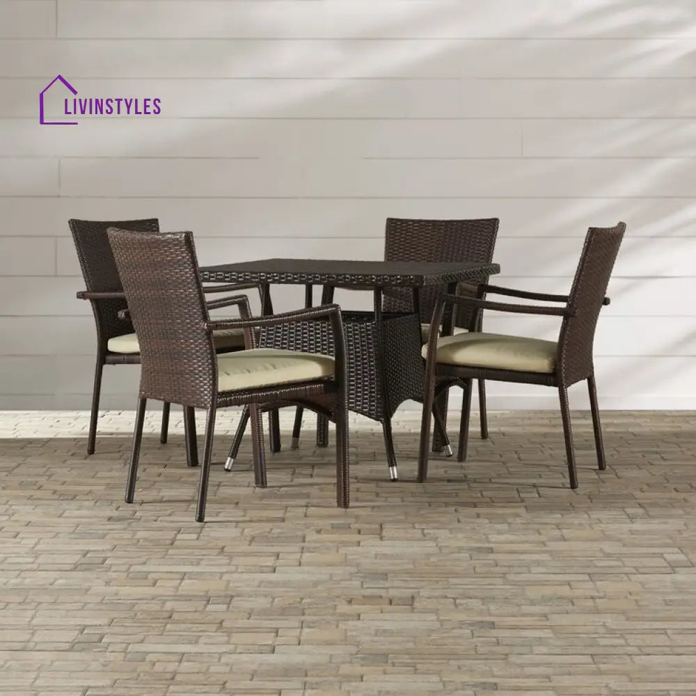 Amitawa 4 Seater Rectangular Outdoor Dining Set