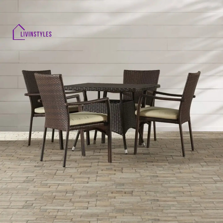 Amitawa 4 Seater Rectangular Outdoor Dining Set