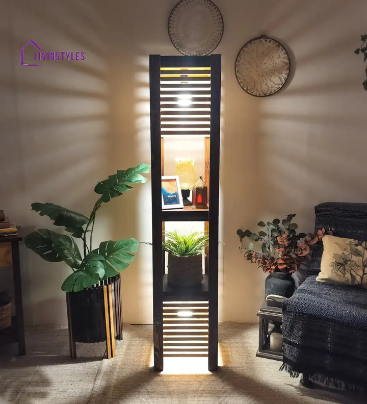 Antilia Wooden Floor Lamp Lamps