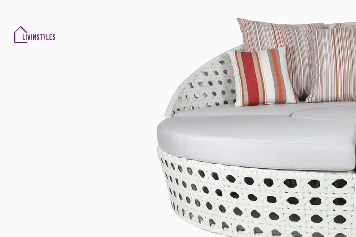Anunc Outdoor Poolside Sunbed With Cushion Daybed (White) - Sunbed