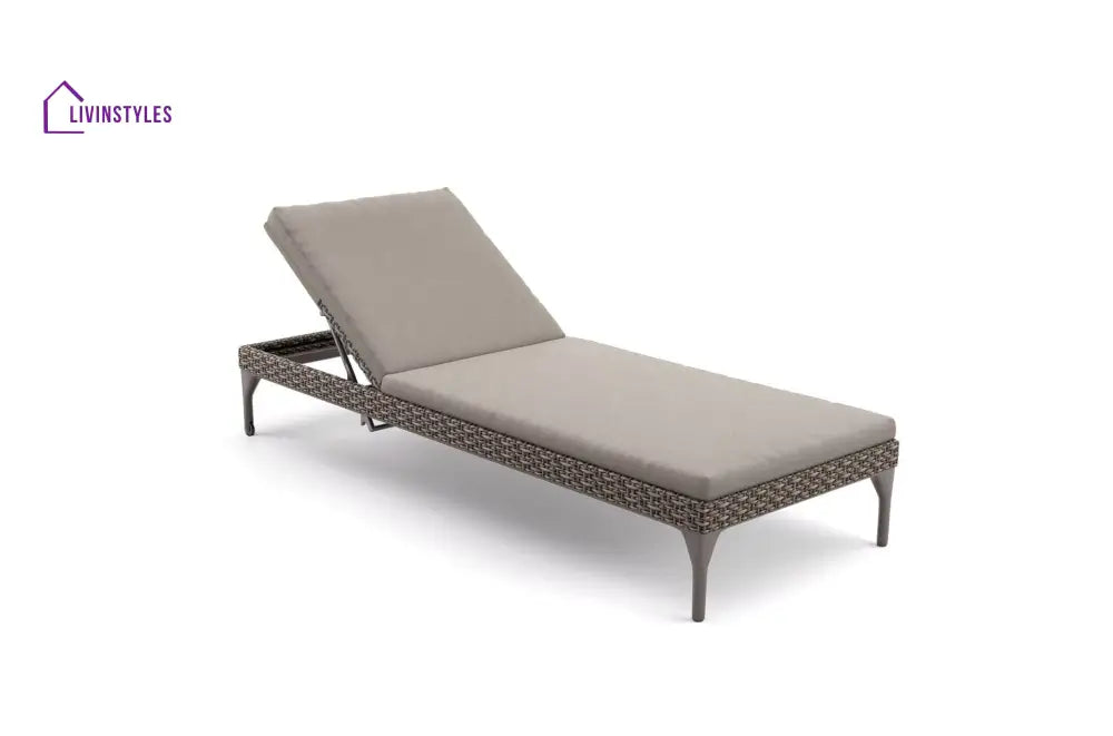 Arcuri Outdoor Swimming Poolside Lounger - Brown - Loungers