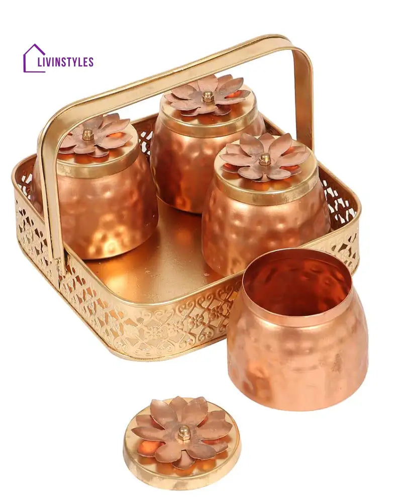 Basket With 4 Jars Urli