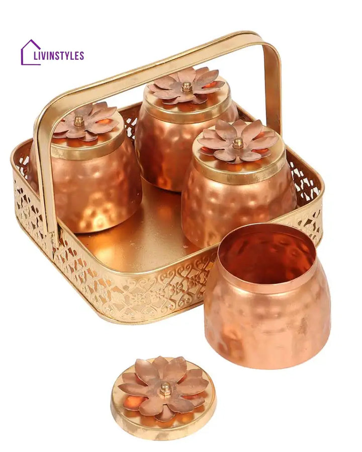 Basket With 4 Jars Urli