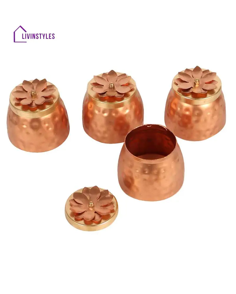 Basket With 4 Jars Urli