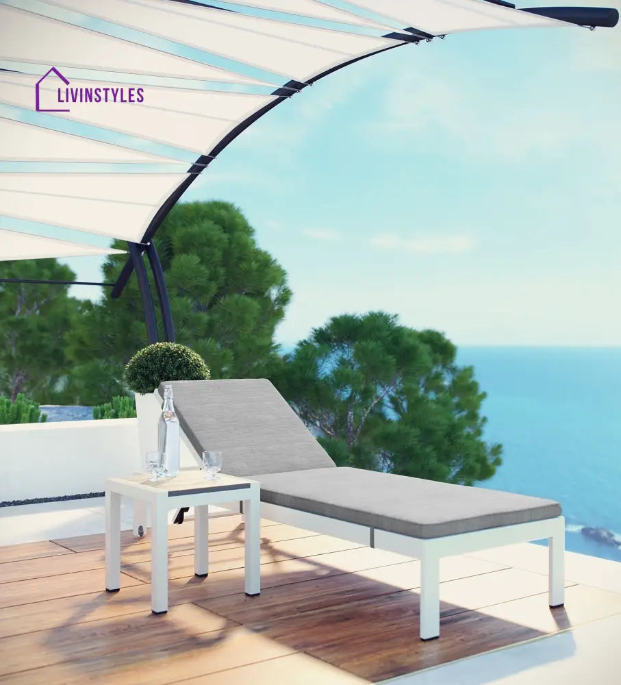 Bright Outdoor Swimming Poolside Lounger With 1 Side Table (White) - Grey - Loungers