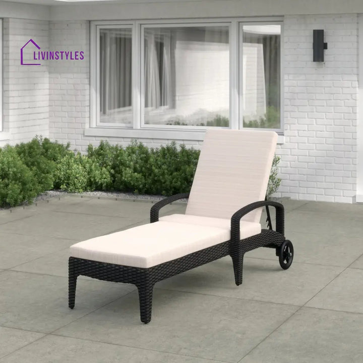 Brisk Outdoor Swimming Poolside Lounger (Black) - Loungers