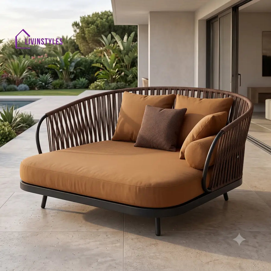 Brune Premium Outdoor Day Bed in Metal Frame with Powder Coated & Rope
