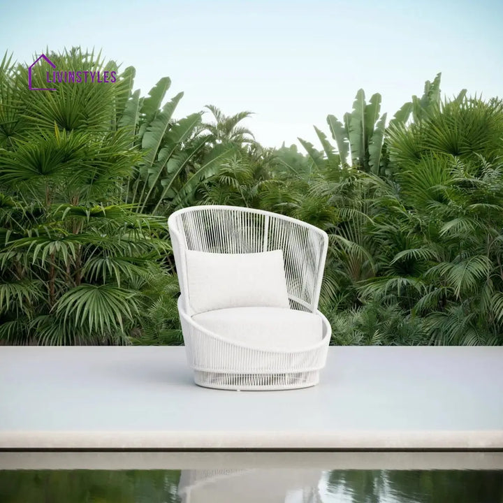 Caitlin Outdoor Club Chair