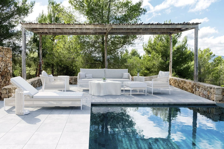 Deiniol Outdoor Swimming Poolside Lounger (White) Braided & Rope