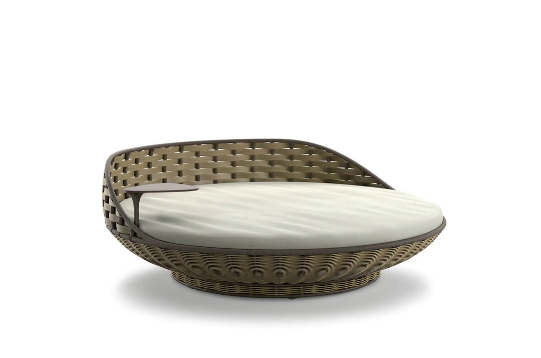 Liesa Outdoor Poolside Sunbed With Cushion Daybed