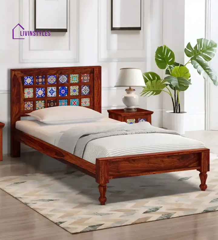 Anamika Traditional Sheesham Wood Single Beds Bedroom Furniture Sets