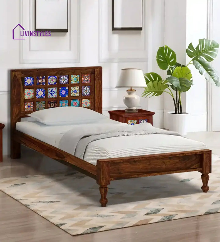 Anamika Traditional Sheesham Wood Single Beds Teak Bedroom Furniture Sets