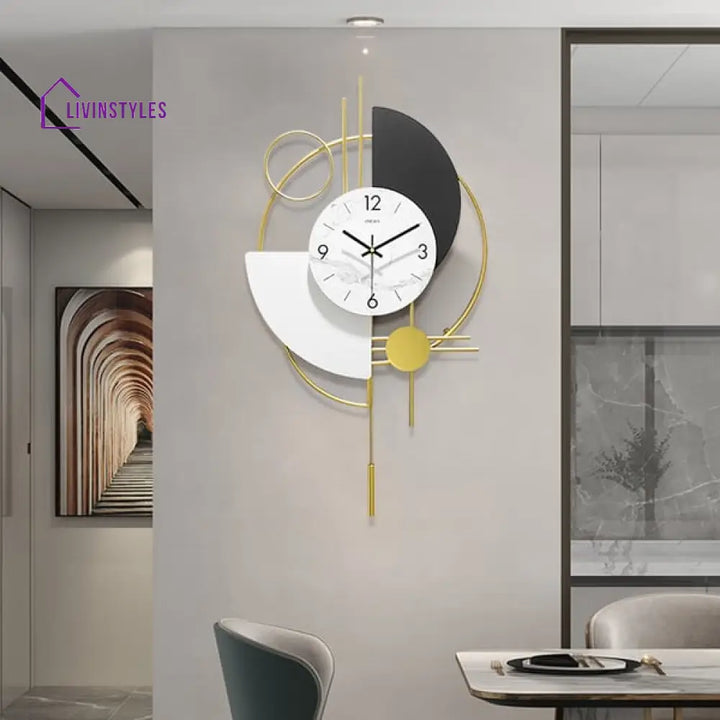 Ekaveer Metal Wall Clock