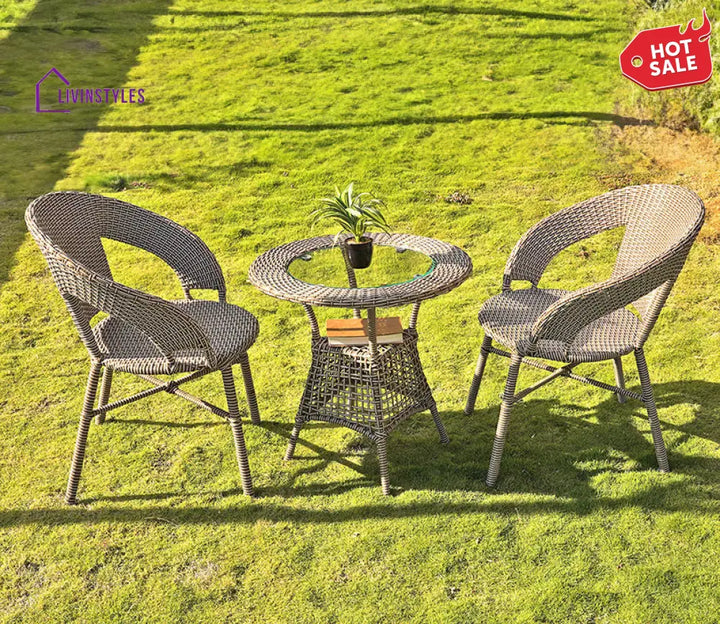 Evas 2 Seater Outdoor Set