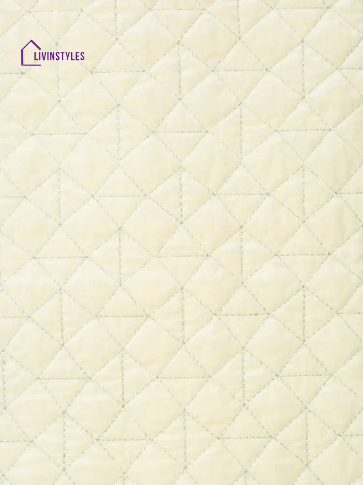 Eyda Cream Color Quilted Table Runner