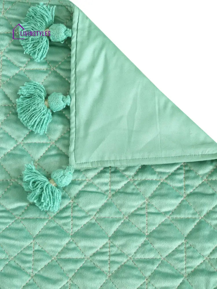 Eyda Mint Green Color Quilted Table Runner