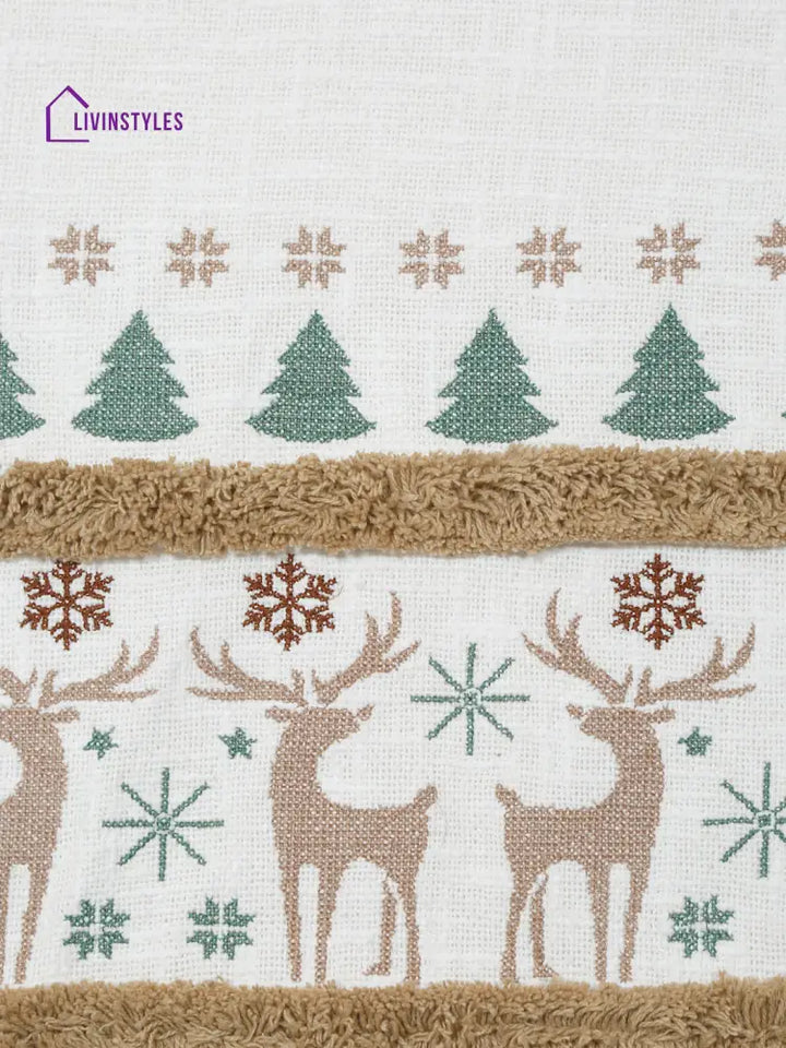 Eyda White And Green Cotton Embroidered Table Runner