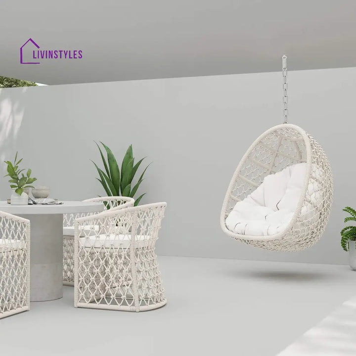 Facile Outdoor Swing Chair With Stand