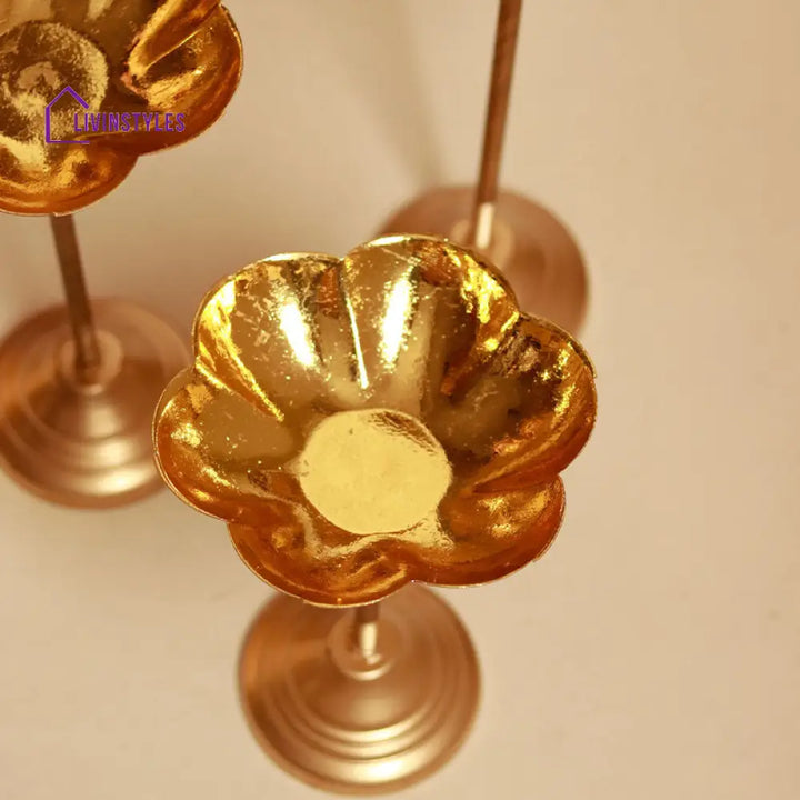 Floral Wrapped Detachable Lotus Tealight Holders | Set Of 3 Tea Light Stand