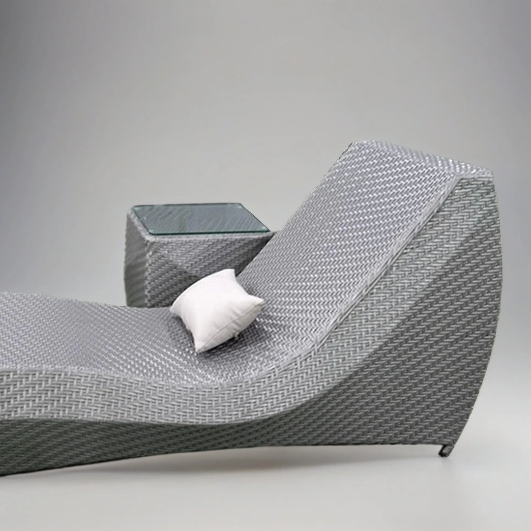 Popkin Outdoor Swimming Poolside Lounger With 1 Side Table (Silver)