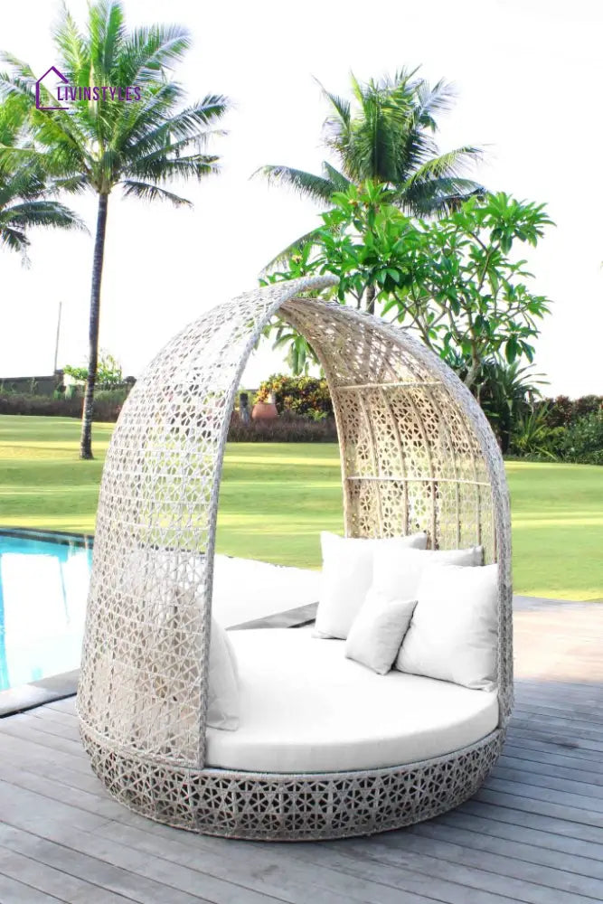 Lava Outdoor Poolside Sunbed With Cushion Daybed (White) - Sunbed