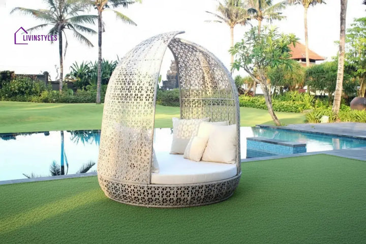Lava Outdoor Poolside Sunbed With Cushion Daybed (White) - Sunbed