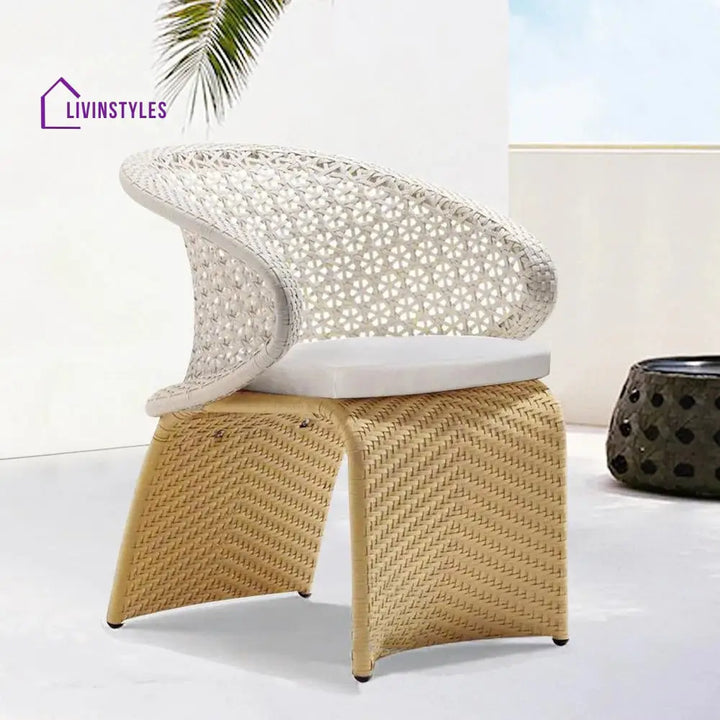 Lavish Outdoor Patio Seating Set 4 Chairs And 1 Table (Tan + White) Dining Sets