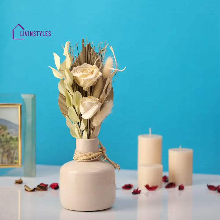Lea Dried Yellow Delight Small Vase