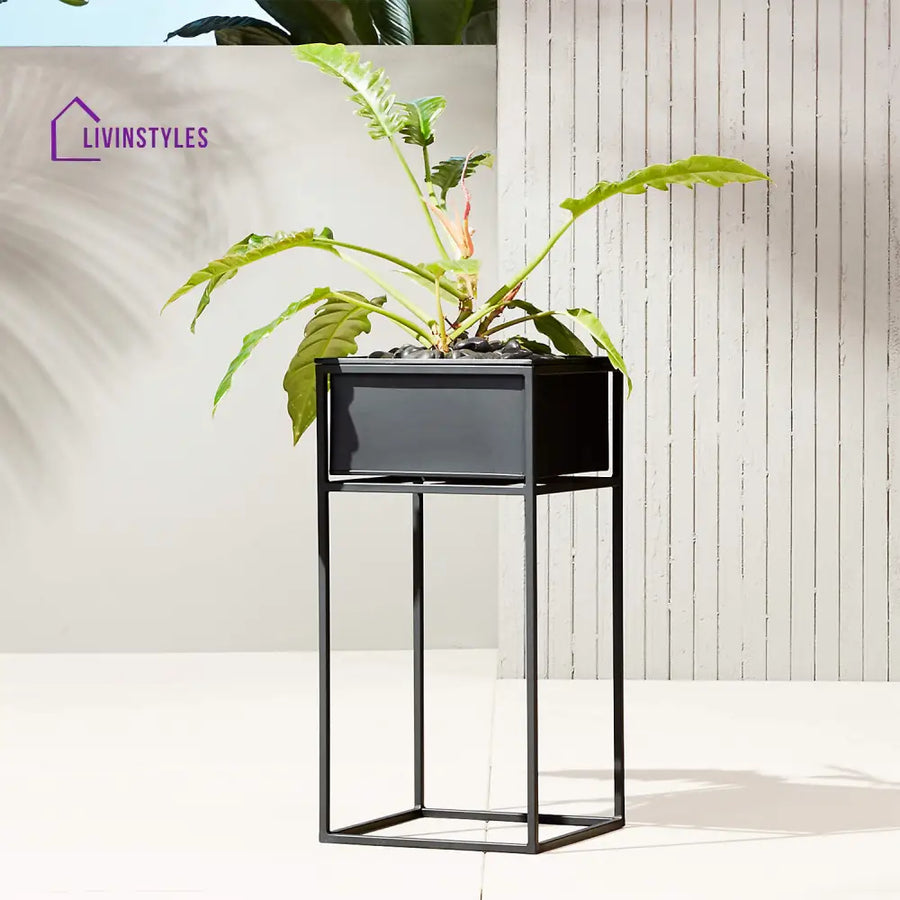 Leon Outdoor Metal Planters For Garden Balcony (Black) - Planter