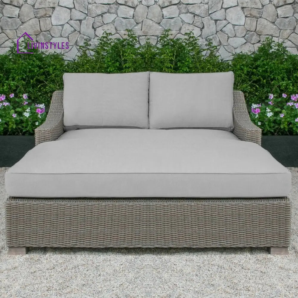 Leonardo Outdoor Poolside Sunbed With Cushion Daybed (Brown) - Sunbed