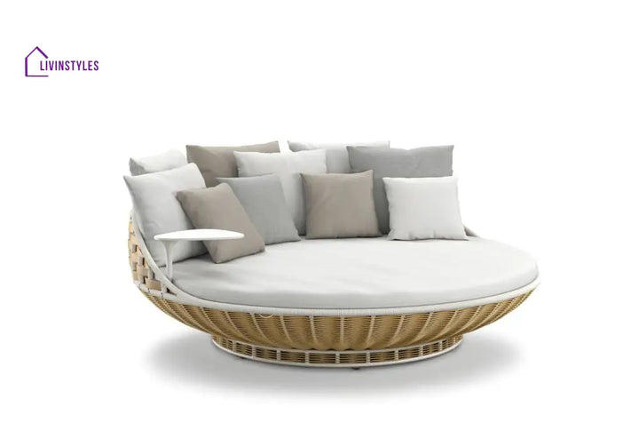 Liesa Outdoor Poolside Sunbed With Cushion Daybed - Honey - Sunbed
