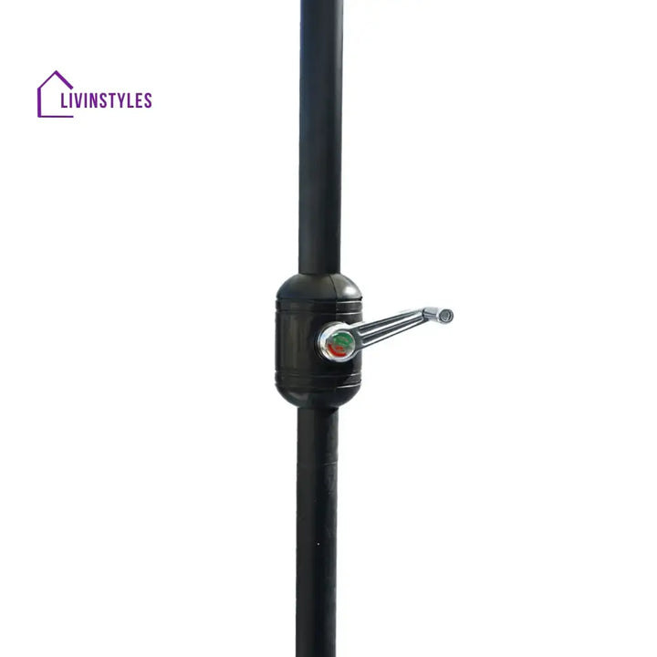 Lin White Color Outdoor Patio Umbrella with Centre Pole Patio Umbrella