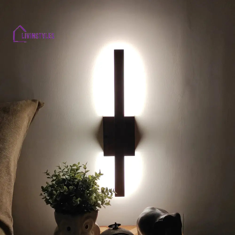 Lineo Brown Wooden Led Wall Light Lights