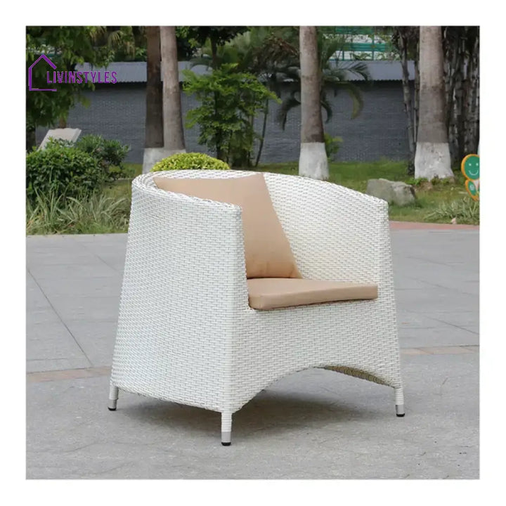 Llamas Outdoor Patio Seating Set 4 Chairs and 1 Table Set (White) - Coffee Table Sets